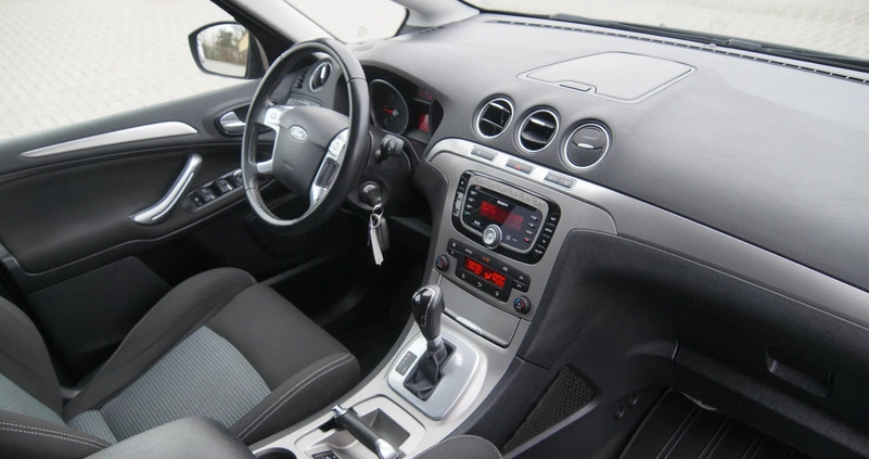 Ford S-Max cena 31777 przebieg: 173700, rok produkcji 2010 z Gniezno małe 497
